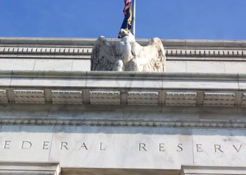 Powell rocks stocks and causes yields to pop, eyes now on NFP