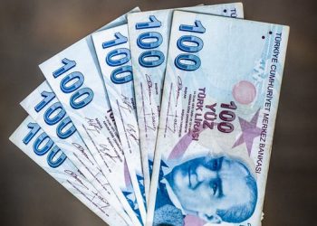 Turkish lira steals the spotlight