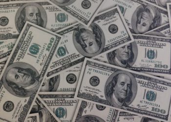 Mixed PMI data weighs on the greenback