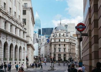 GBP choppy as BoE opts for QE taper, delivers bullish economic forecasts