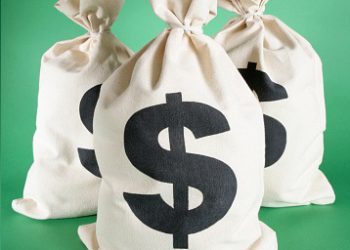 US dollar rises post FOMC, on rate hike expectations