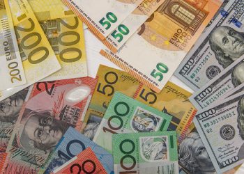 The AUDUSD and EURUSD both start the London session higher
