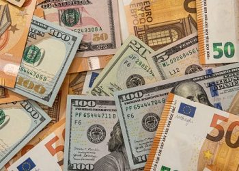 Can EU employment data help EURUSD break through the daily 20 EMA?