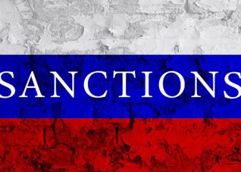 UK closes its financial sector to Russia