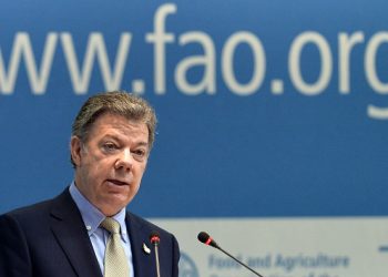 The President of Colombia, Juan Manuel Santos Calderon, delivers a speech during the 39th Session of the FAO Conference on June 13, 2015 at the Food and Agriculture Organisation (FAO) headquarters in Rome. AFP PHOTO / TIZIANA FABI (Photo credit should read TIZIANA FABI/AFP via Getty Images)
