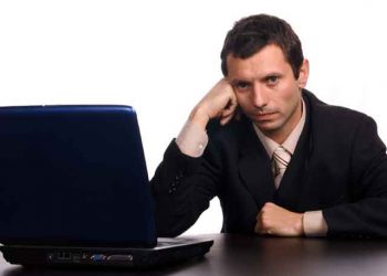 Ganho na conta demo e perco na conta real. Por quê?