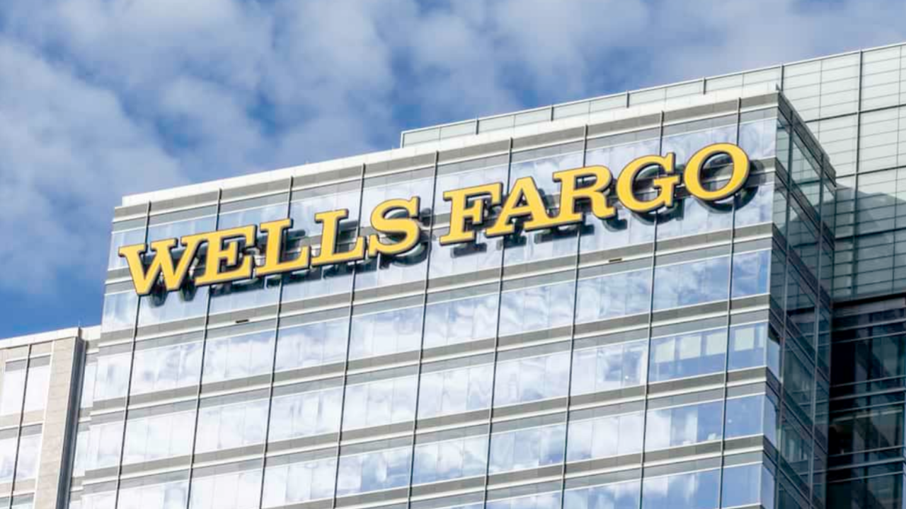 Wells Fargo Eleva Preço-Alvo Da Microsoft E Projeta Até US$ 100 Bilhões