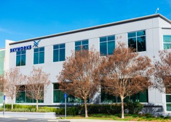Skyworks Solutions office nestled in the heart of Silicon Valley. Skyworks Solutions, Inc. is an American semiconductor company - San Jose, California, USA - 2019